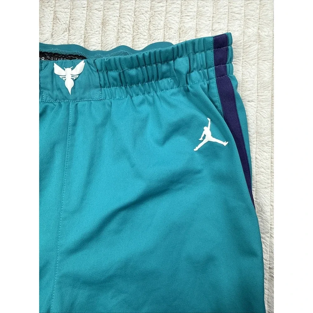 Charlotte Hornets Nike Jordan Engineered Edition Swingman Shorts Men L Size 38